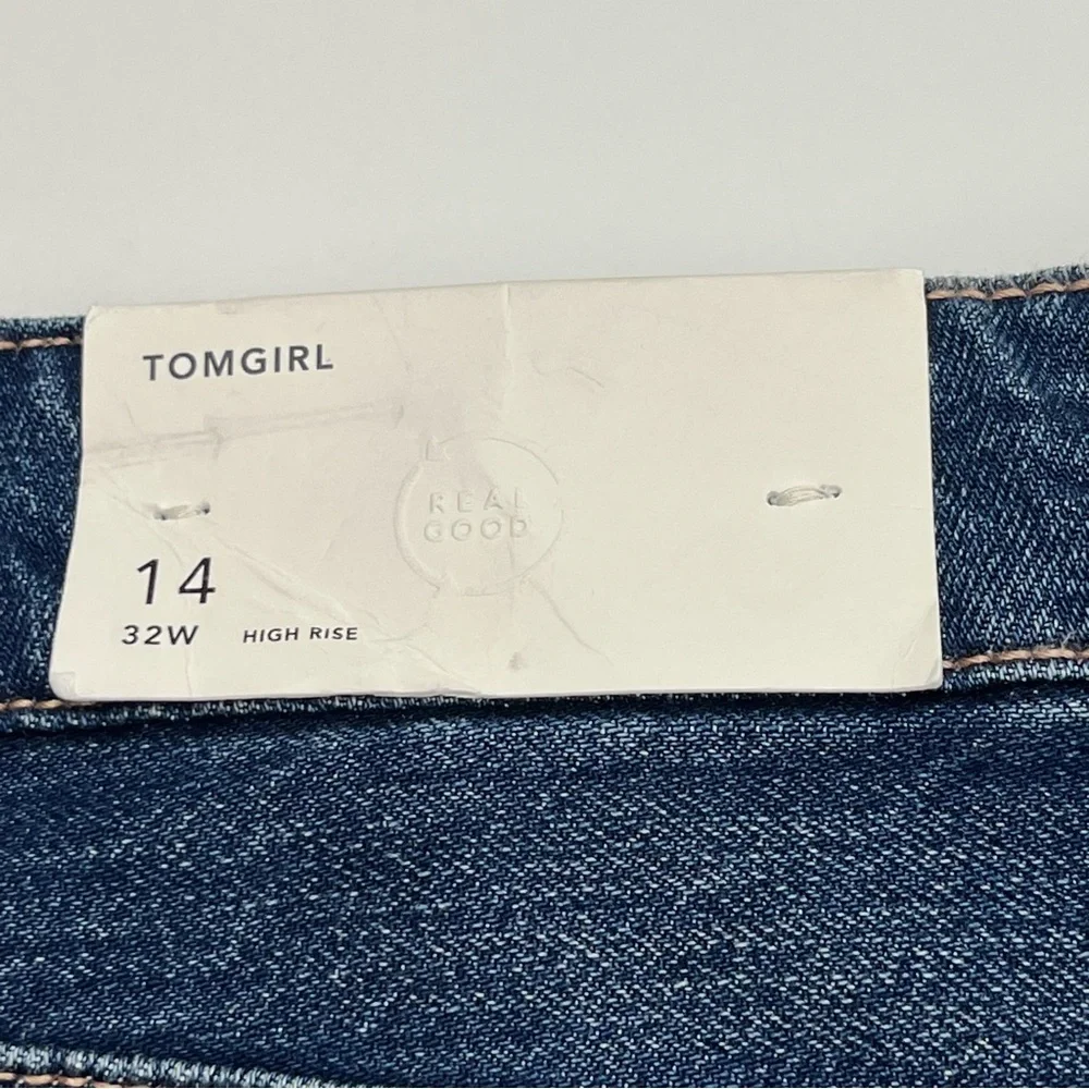 American Eagle Tomgirl Womens Size 14 32W Dark Wash Blue Jean Shorts‎ NEW